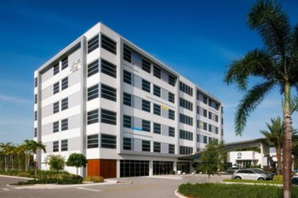 Aloft Miami Airport 2