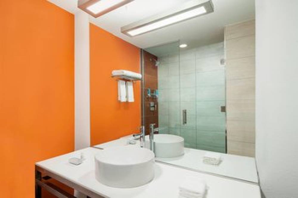Aloft Miami Dadeland 6