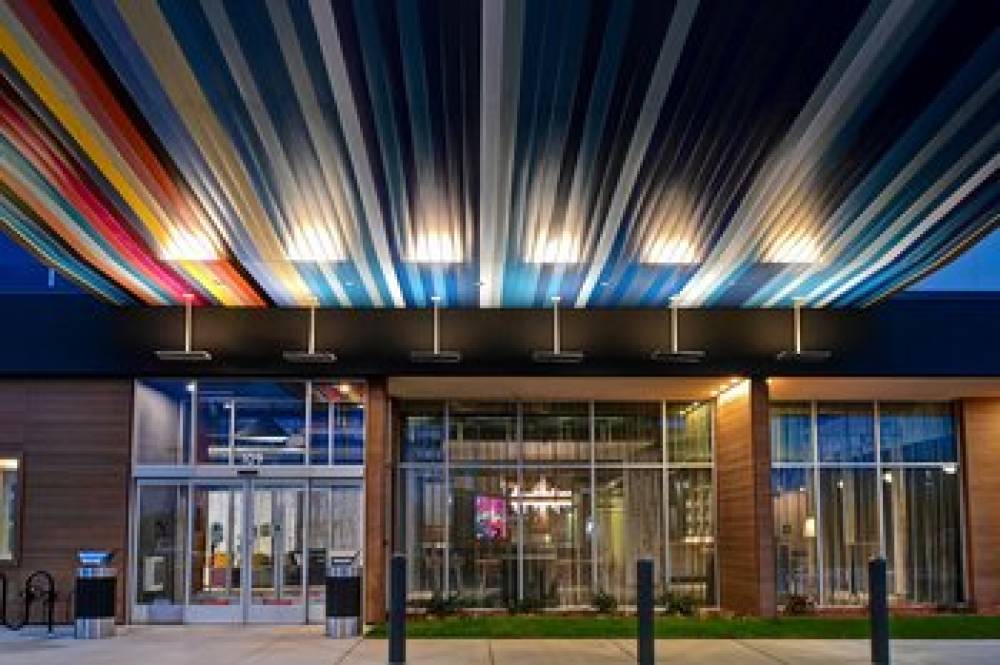 Aloft Mooresville 10