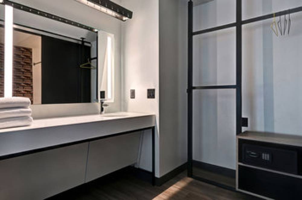 Aloft Mooresville 2