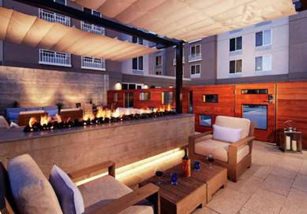 Aloft Mountain View 6