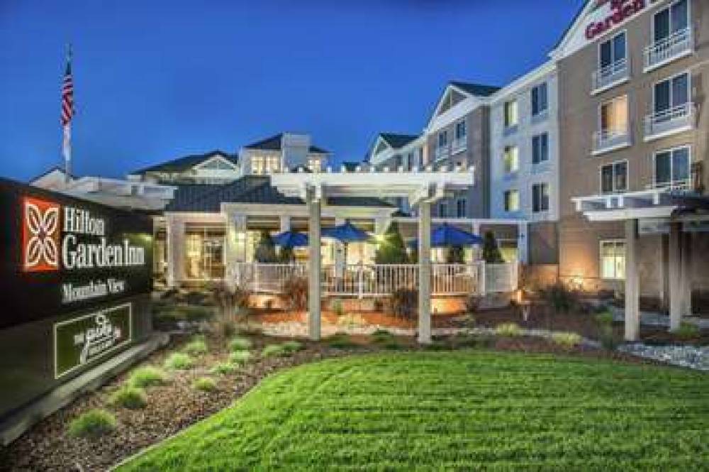 Aloft Mountain View 2