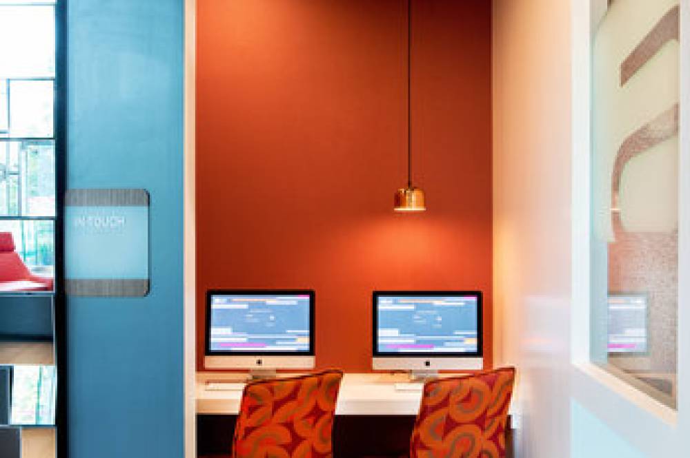 Aloft New York LaGuardia Airport 10