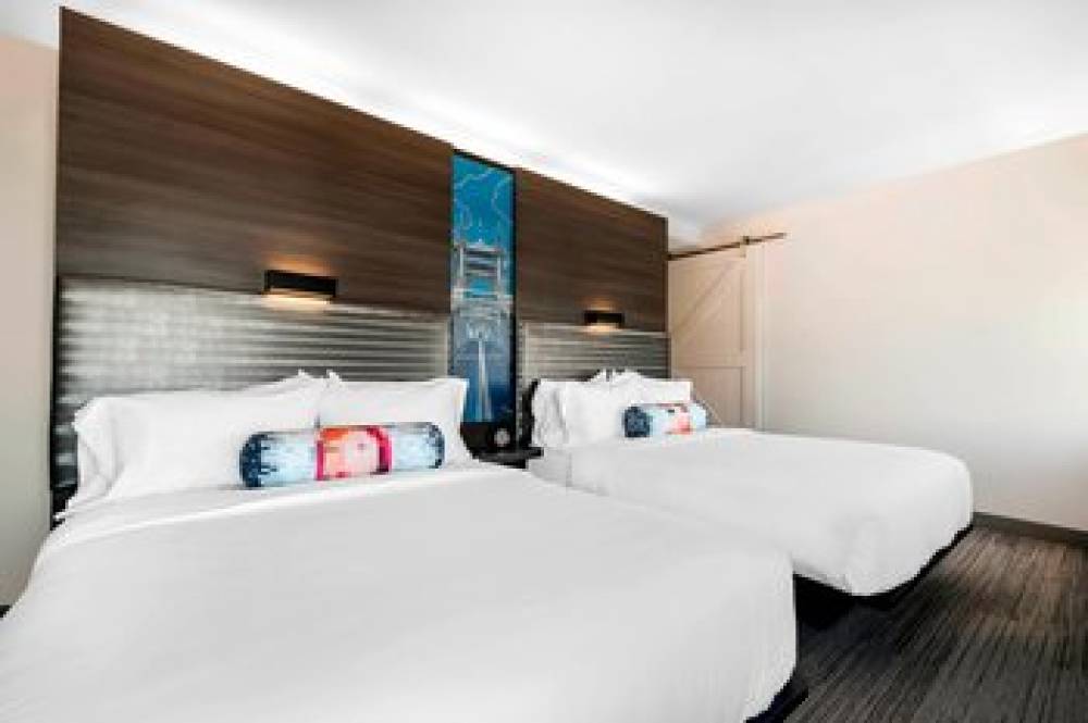 Aloft Newport On The Levee 5