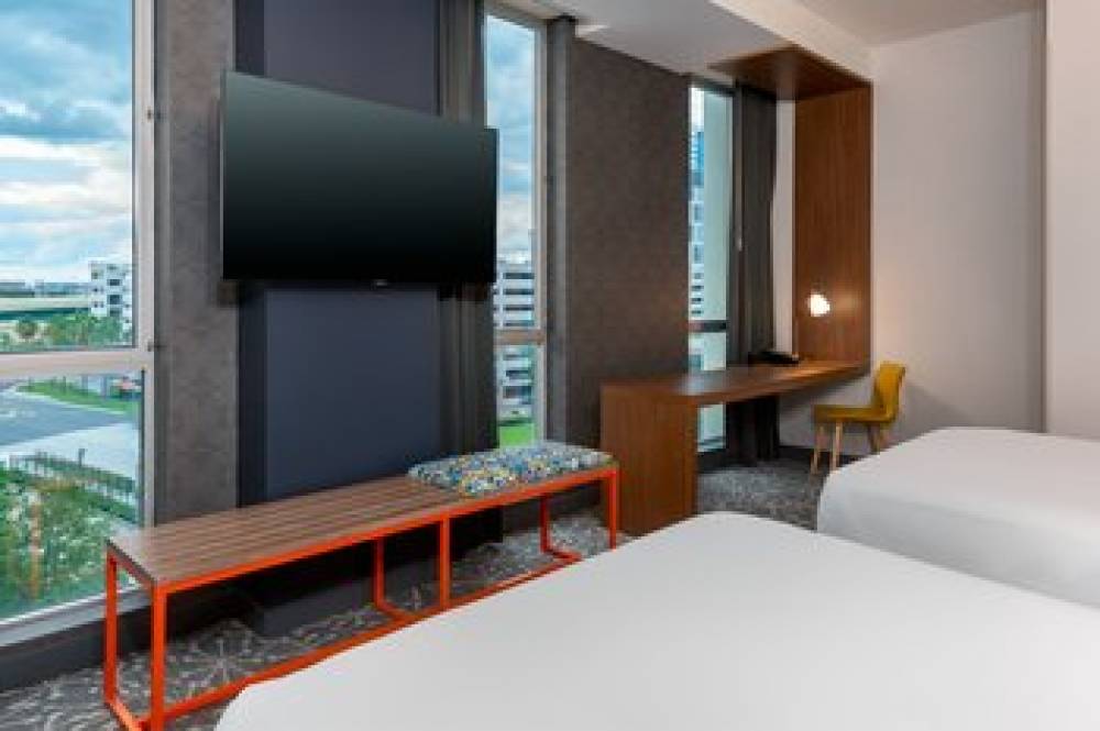 Aloft Orlando Downtown 10