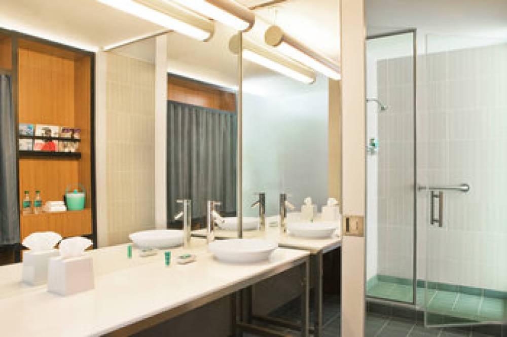 Aloft Richmond West Short Pump 9