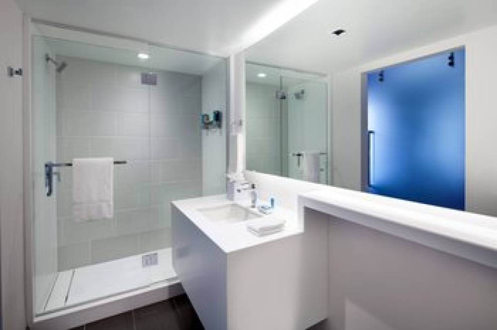 Aloft Sunnyvale 6