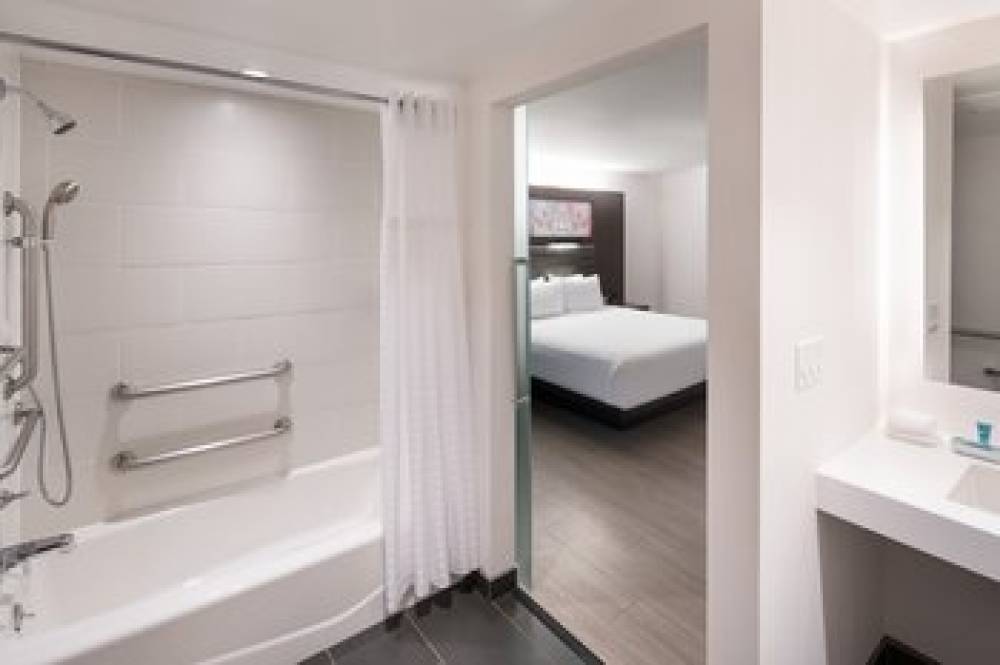 Aloft Sunnyvale 7