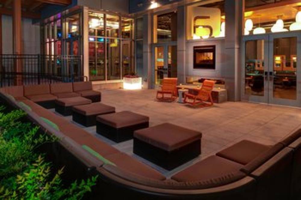 Aloft Wichita Northeast 5