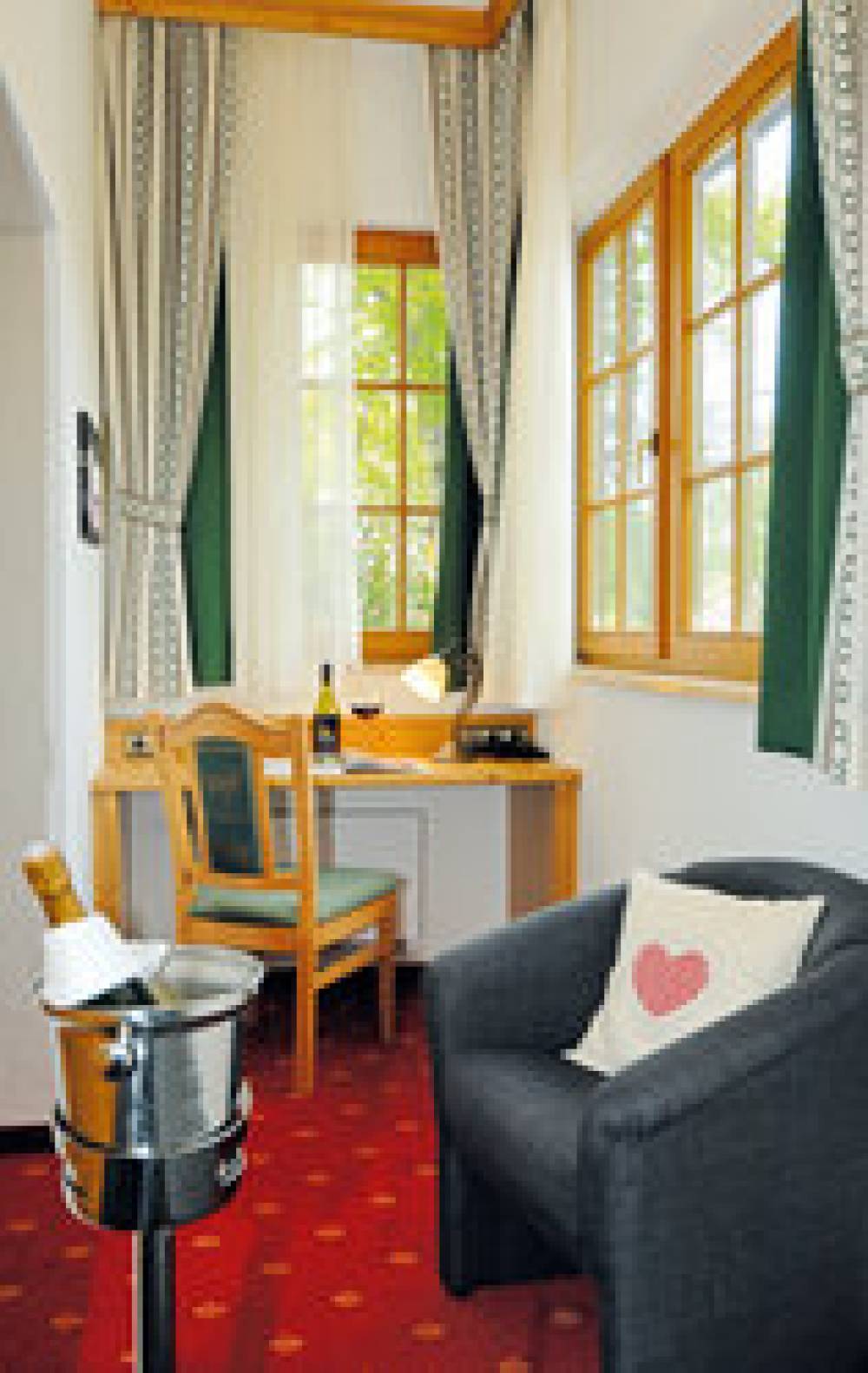 Alpenhof 8