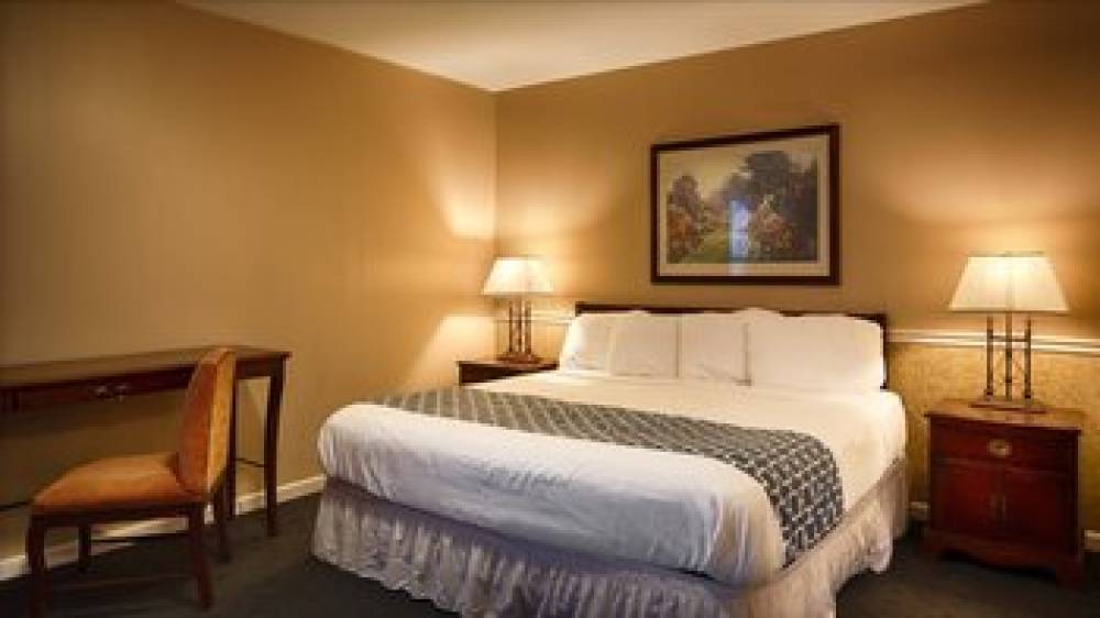ALPINE INN AND SUITES 2