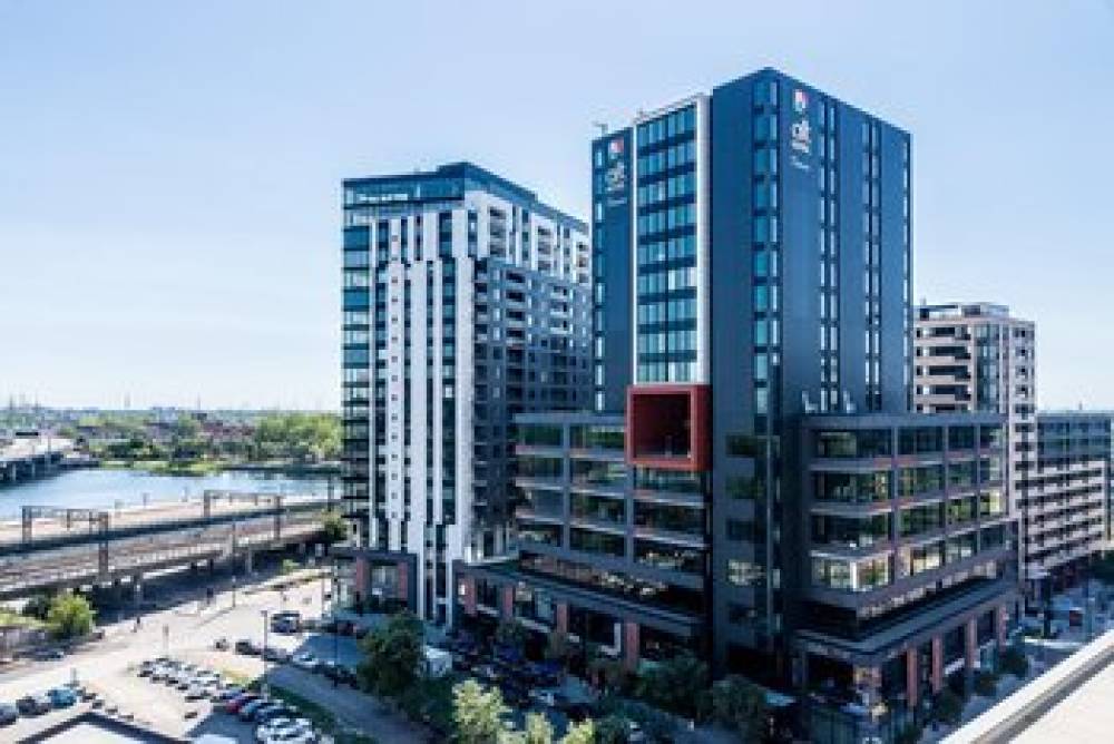 Alt Hotel Montreal 8