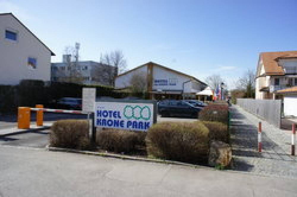 Am Krone Park 5