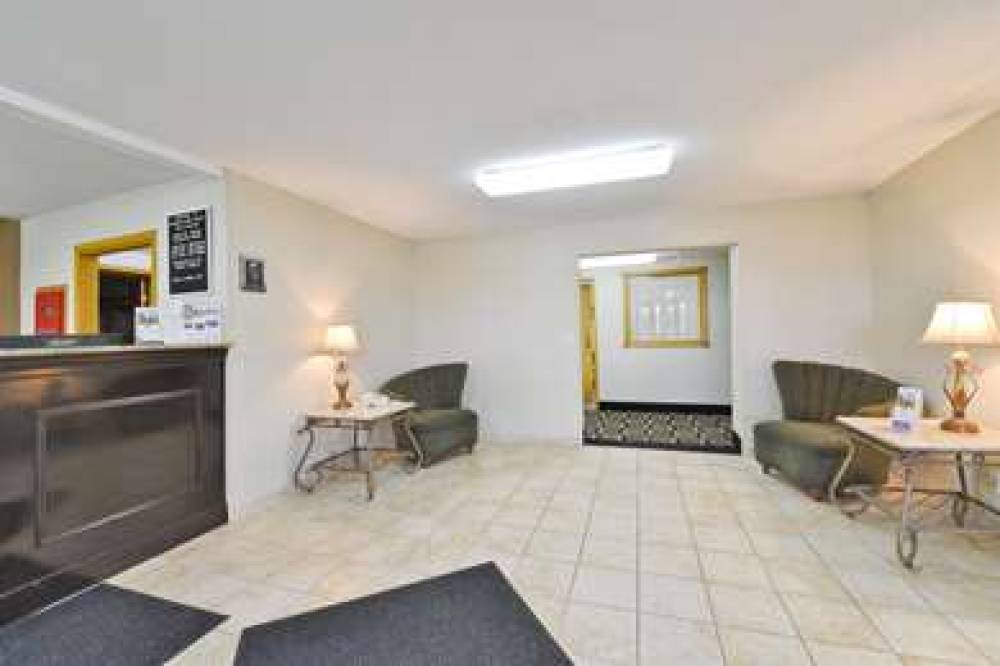 Americas Best Value Inn And Suites Bismarck 3