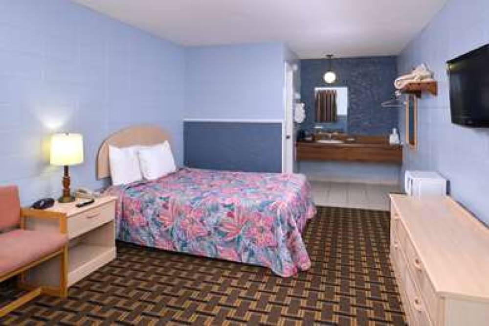 Americas Best Value Inn And Suites Branson Near The Strip 7
