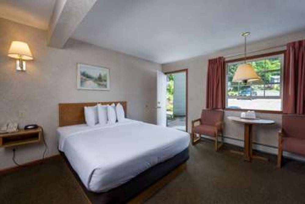 Americas Best Value Inn And Suites Lake George 10