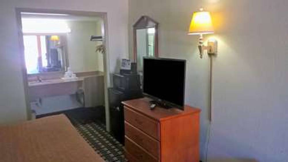 Americas Best Value Inn Anderson 7