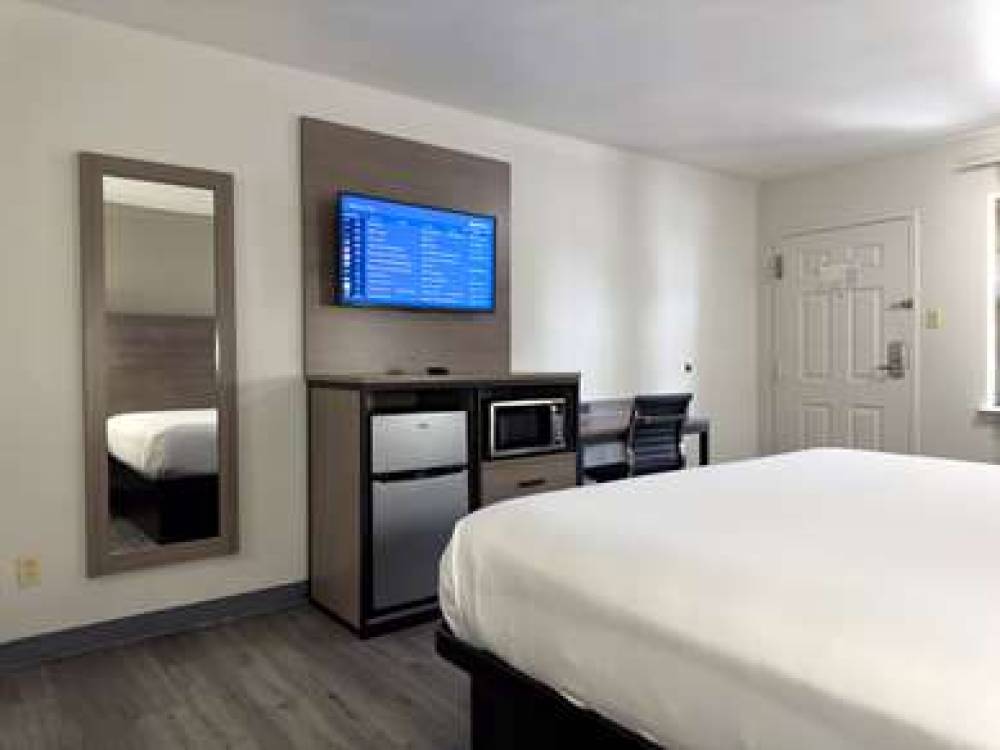 AMERICAS BEST VALUE INN AUSTIN 6