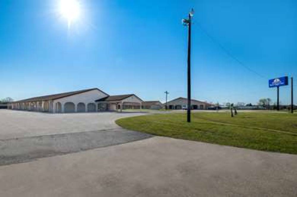 Americas Best Value Inn Bonham 4