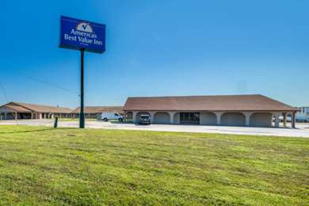 Americas Best Value Inn Bonham 2