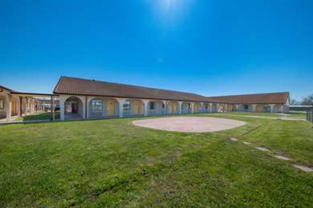Americas Best Value Inn Bonham