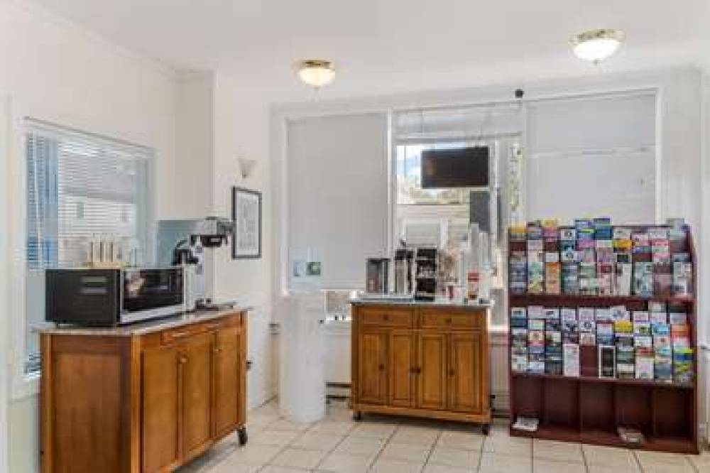 Americas Best Value Inn 4