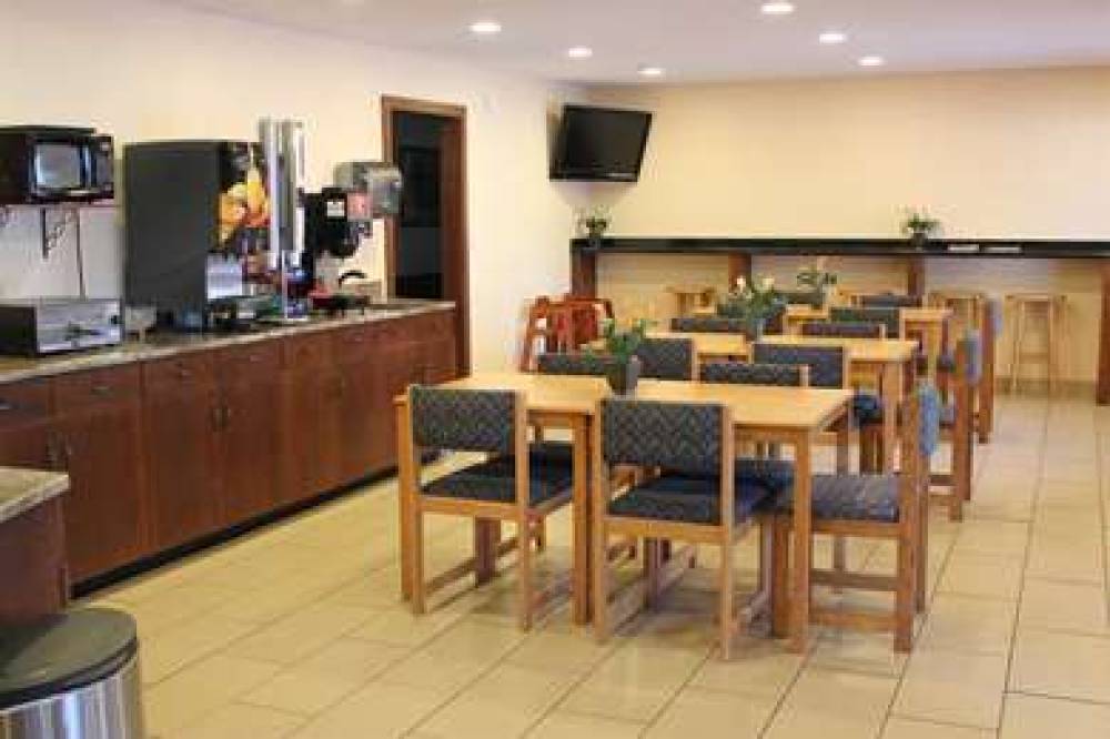 Americas Best Value Inn Grand Forks 5