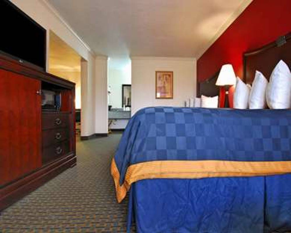 Americas Best Value Inn Kingsville 7