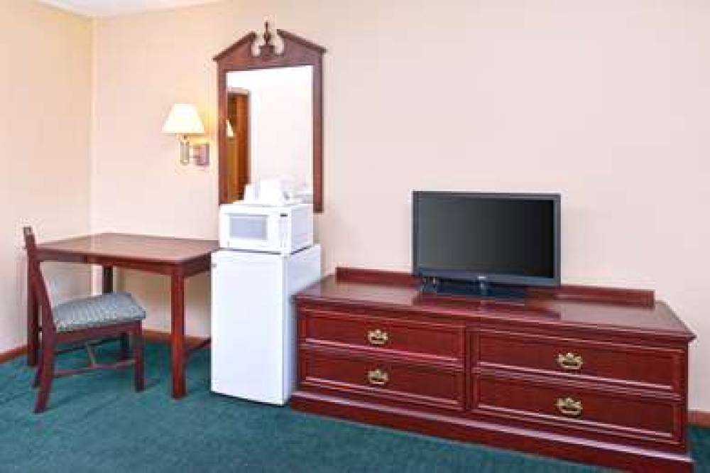 Americas Best Value Inn Plattsburgh 2
