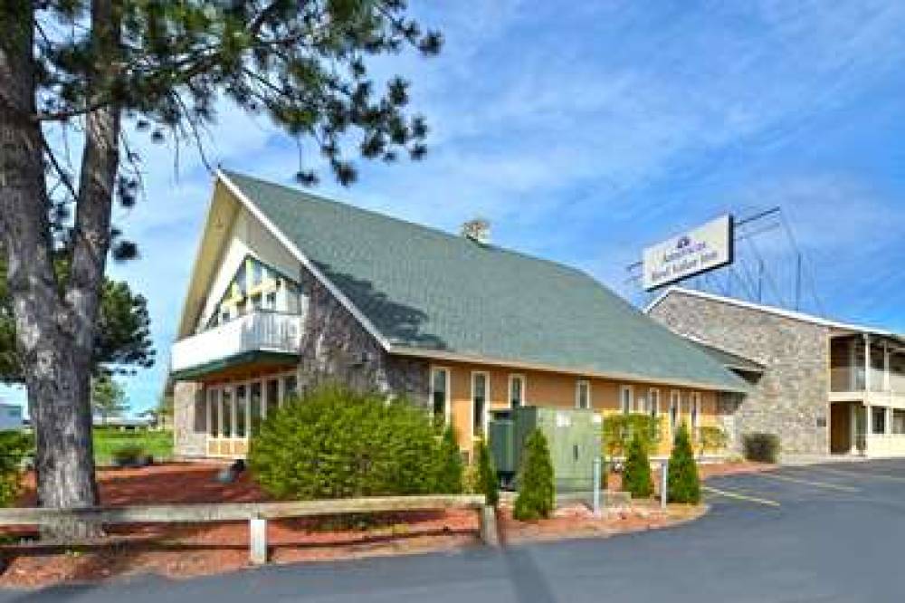 Americas Best Value Inn Plattsburgh 8