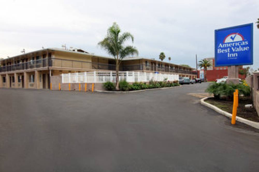 Americas Best Value Inn Riverside 2