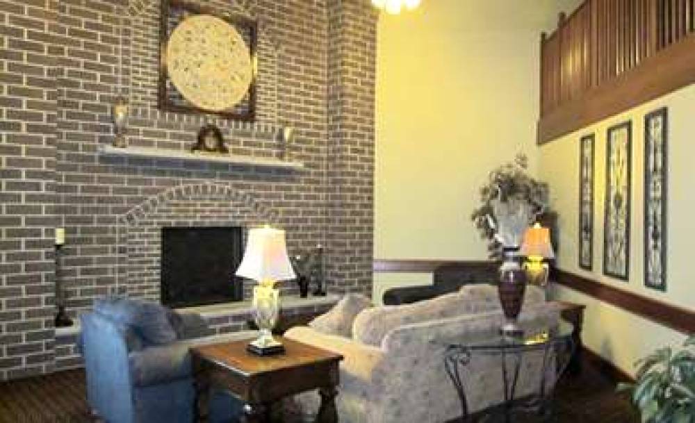 AMERICINN ASHLAND 7