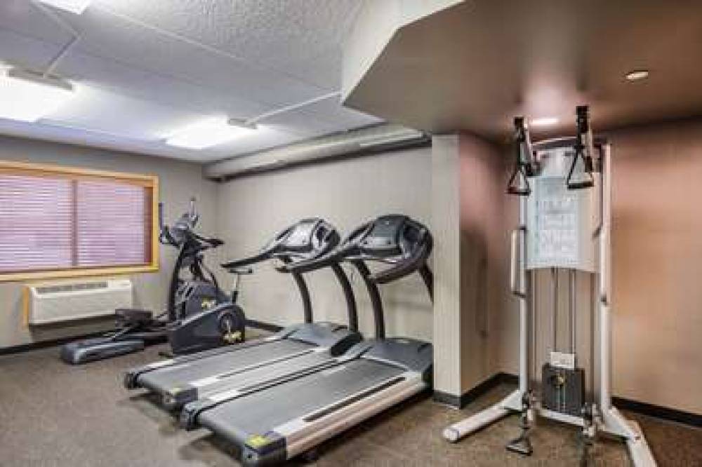 AmericInn By Wyndham Grand Forks 8