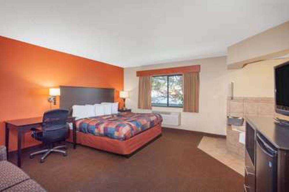AmericInn By Wyndham Ham Lake 10