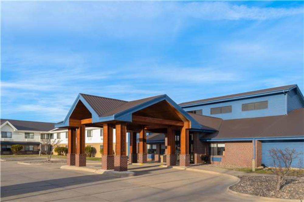 AMERICINN BY WYNDHAM MUSCATINE 3