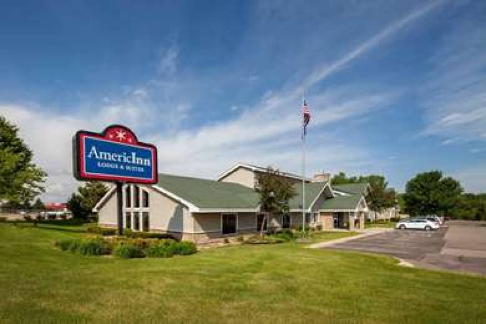 AmericInn By Wyndham Northfield 3