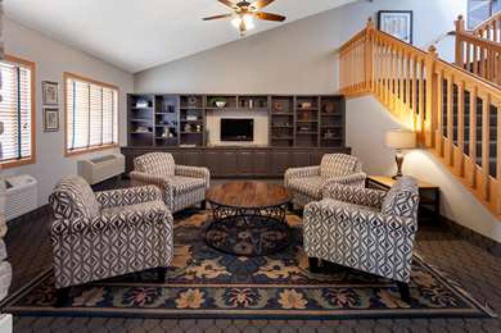 AmericInn By Wyndham Northfield 9