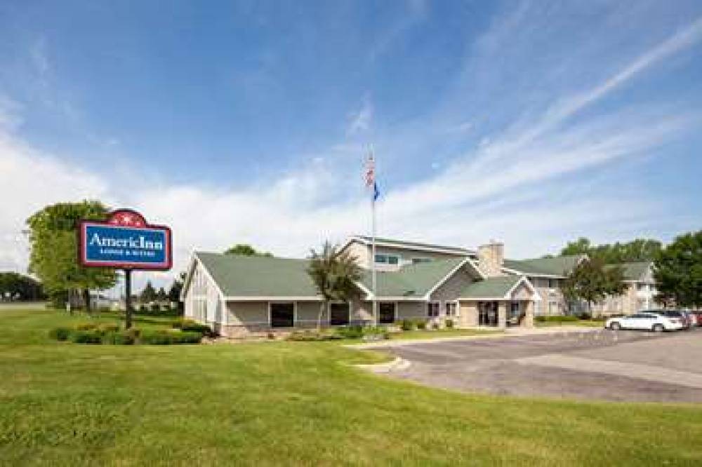 AmericInn By Wyndham Northfield 2