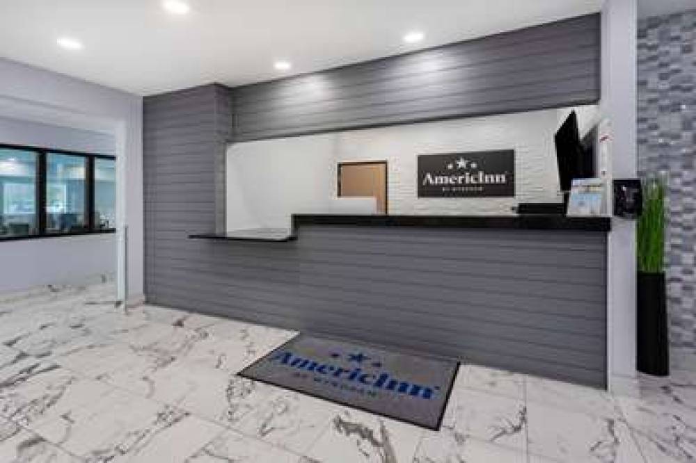 AMERICINN BY WYNDHAM QUINCY 9