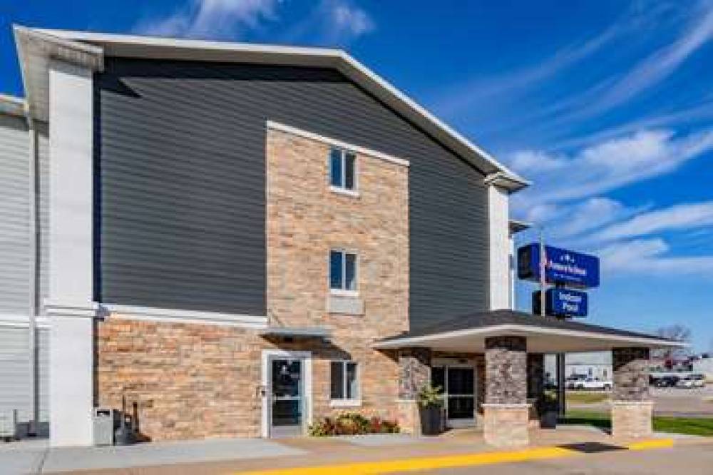 AMERICINN BY WYNDHAM QUINCY 3