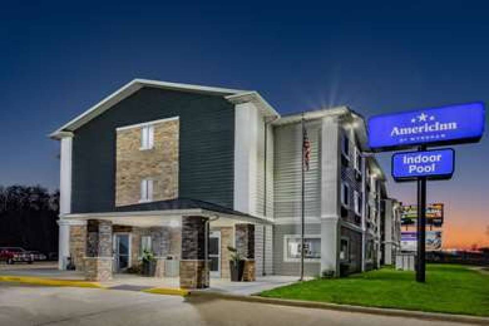AMERICINN BY WYNDHAM QUINCY 4
