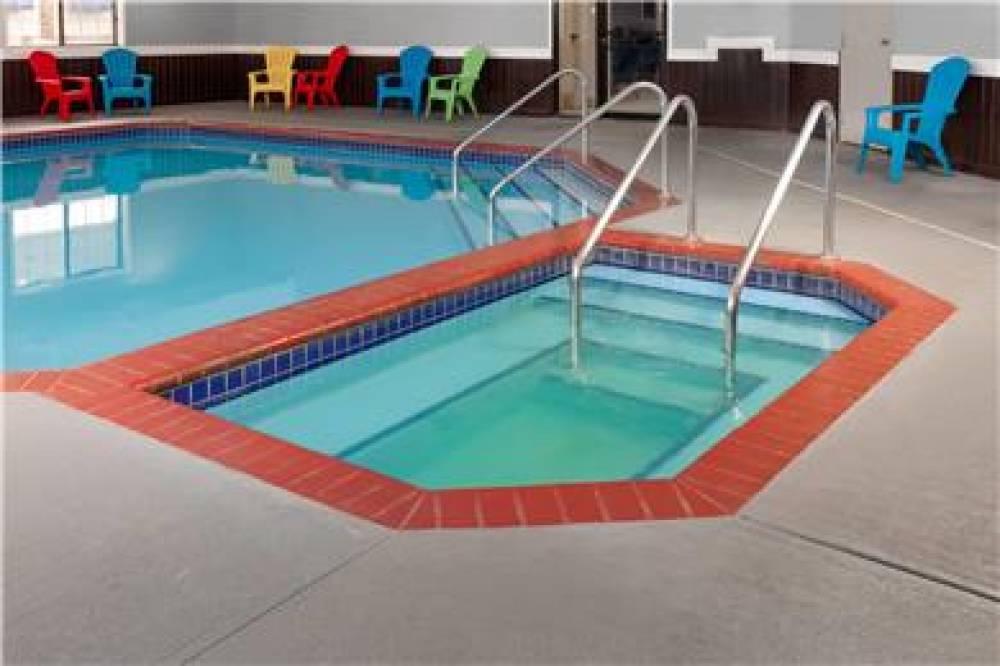 AMERICINN BY WYNDHAM REEDSBURG 9