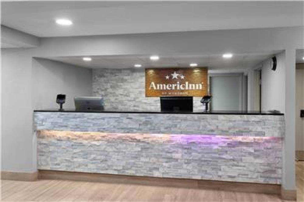 AMERICINN BY WYNDHAM REEDSBURG 6