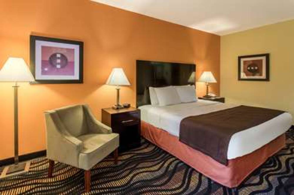 AmericInn By Wyndham Streator 10