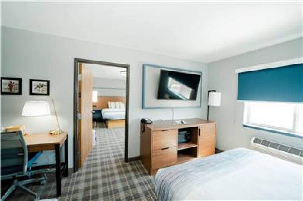 AMERICINN BY WYNDHAM TOMAHAWK 10