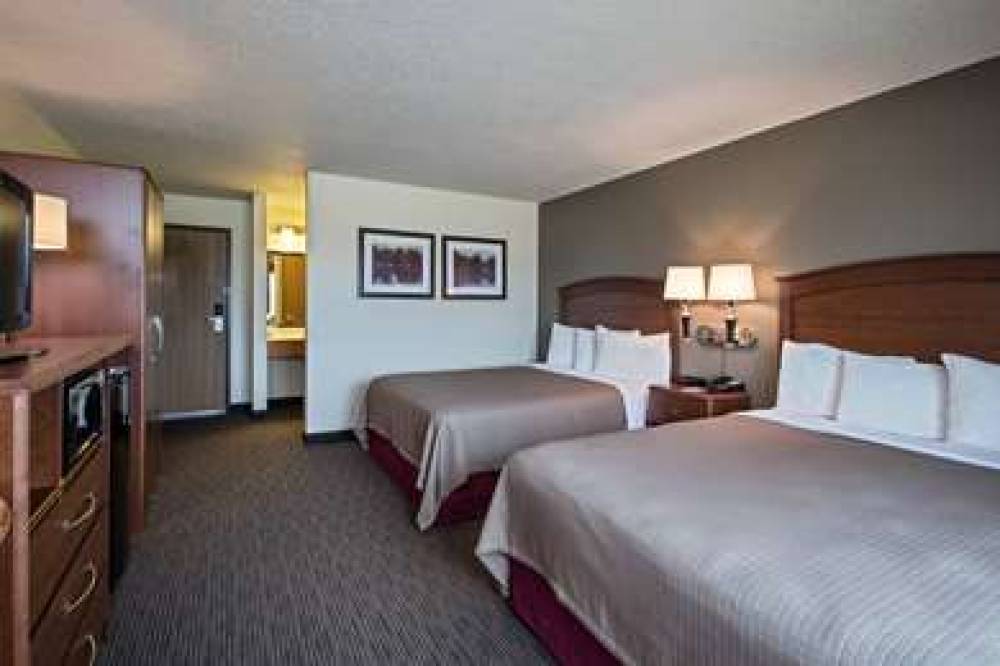 AmericInn Grundy Center 9