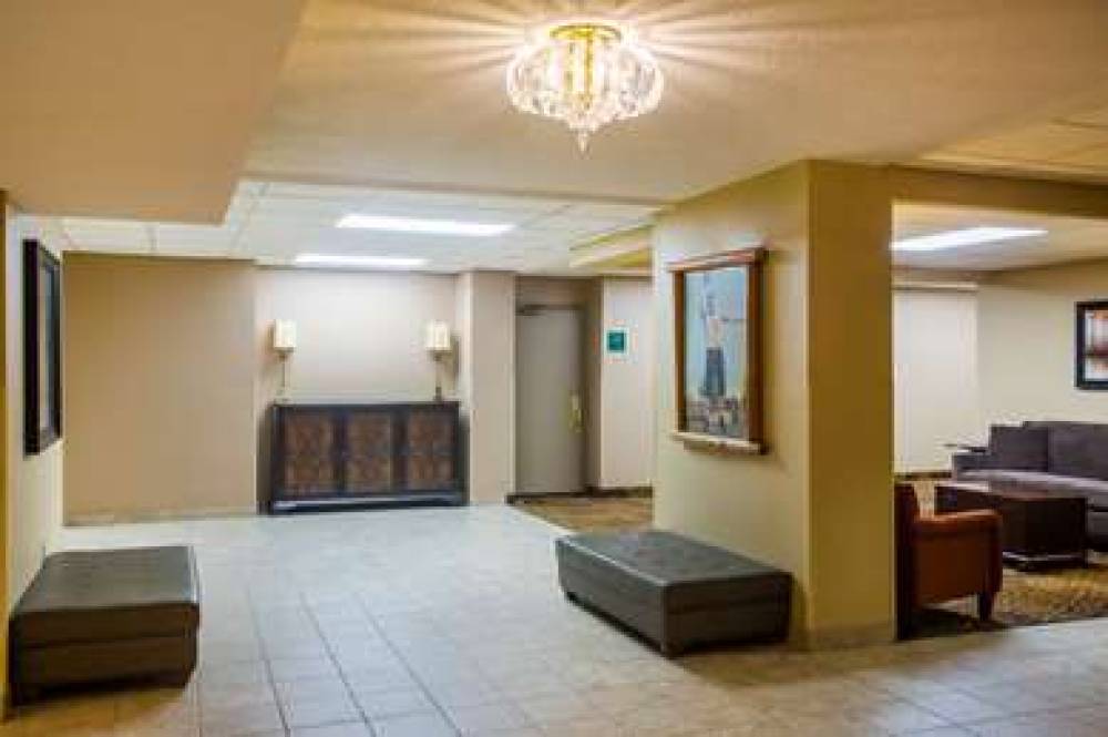 AmericInn International Falls 4