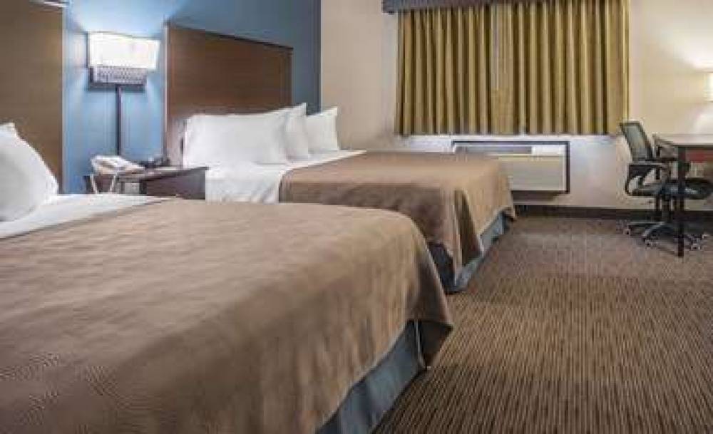 AmericInn Mounds View 9