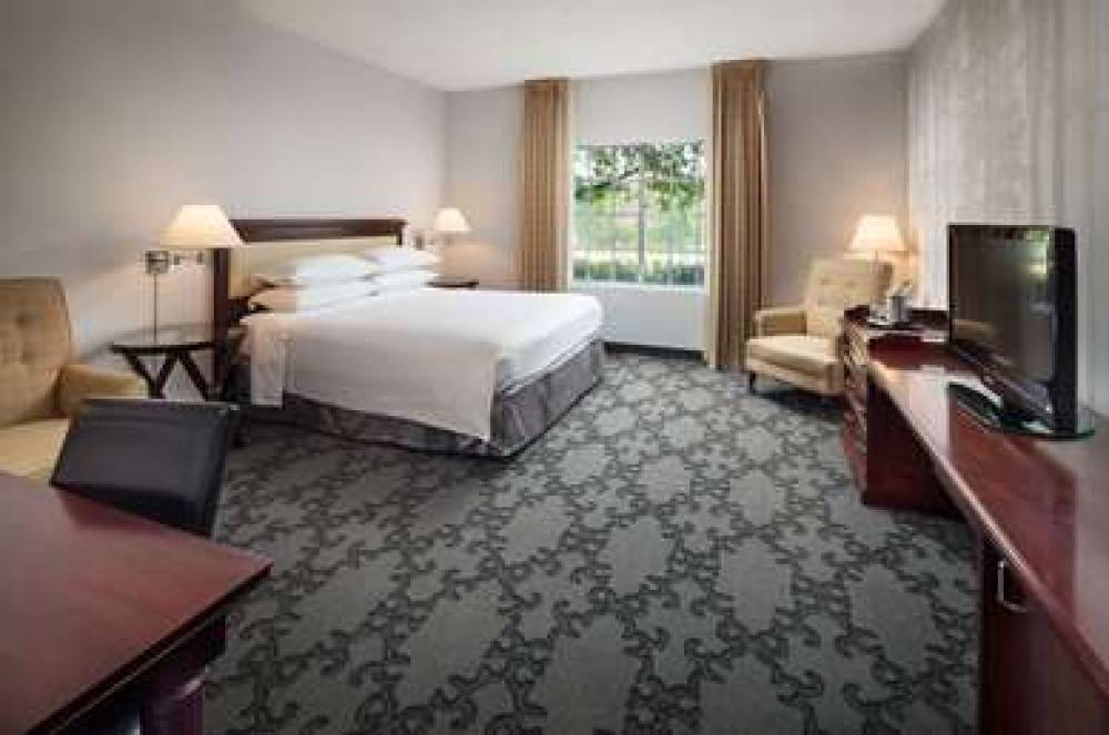 ANAHEIM MAJESTIC GARDEN HOTEL 8