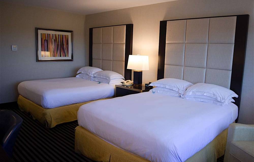 APA Hotel Woodbridge 2